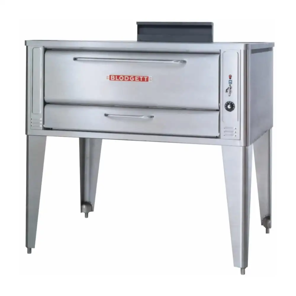 Blodgett 1048 Floor Model Single Pizza Deck Oven - Natural Gas