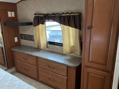Used 2011 HEARTLAND GREYSTONE M-29RL Campers, Caravans, Motorhomes Michigan US | Miedema Asset Management Group #1384742