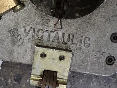 Used VICTAULIC VHCT1 Clamps | HGR 24 #732156
