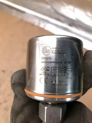 IFM SI5010 SID10ADBFPKG/US Flow Sensor / Monitor 36VDC