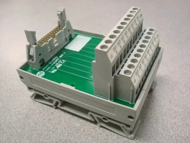 Allen Bradley 1492-IFM20FN Interface Module Series A Used