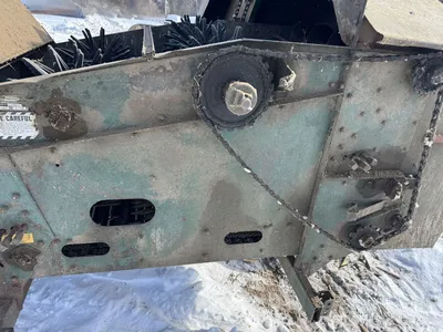 NEW IDEA 325 Harvesting Equipment | Iron Listing (15)