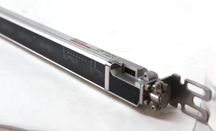 Used KEYENCE SL-C60H-T Light Curtains & Grids | Industrial Parts R Us Inc. #360898