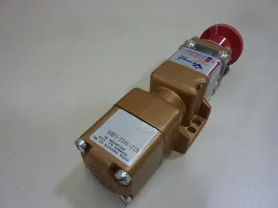 NEW VERSA VIZ-3311-LOVB