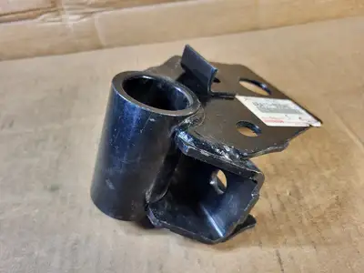 USED TOYOTA 48417-60040