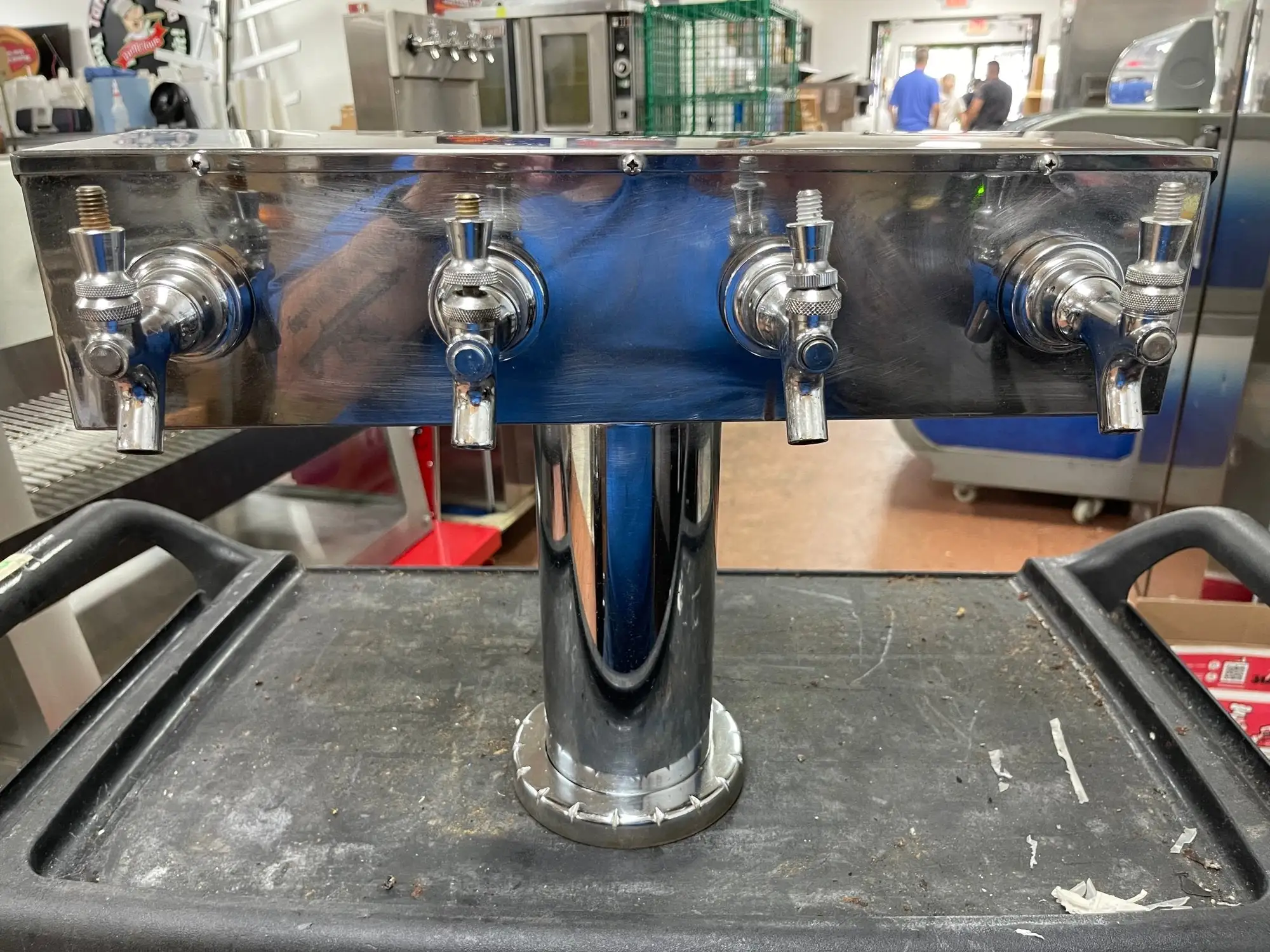 Used Falcon Restaurant Supply Used "T" Style Pedestal Draft Beer Tower Dispenser 4 Tap Beer Equipment Illinois US | Falcon Restaurant Supply #1376109