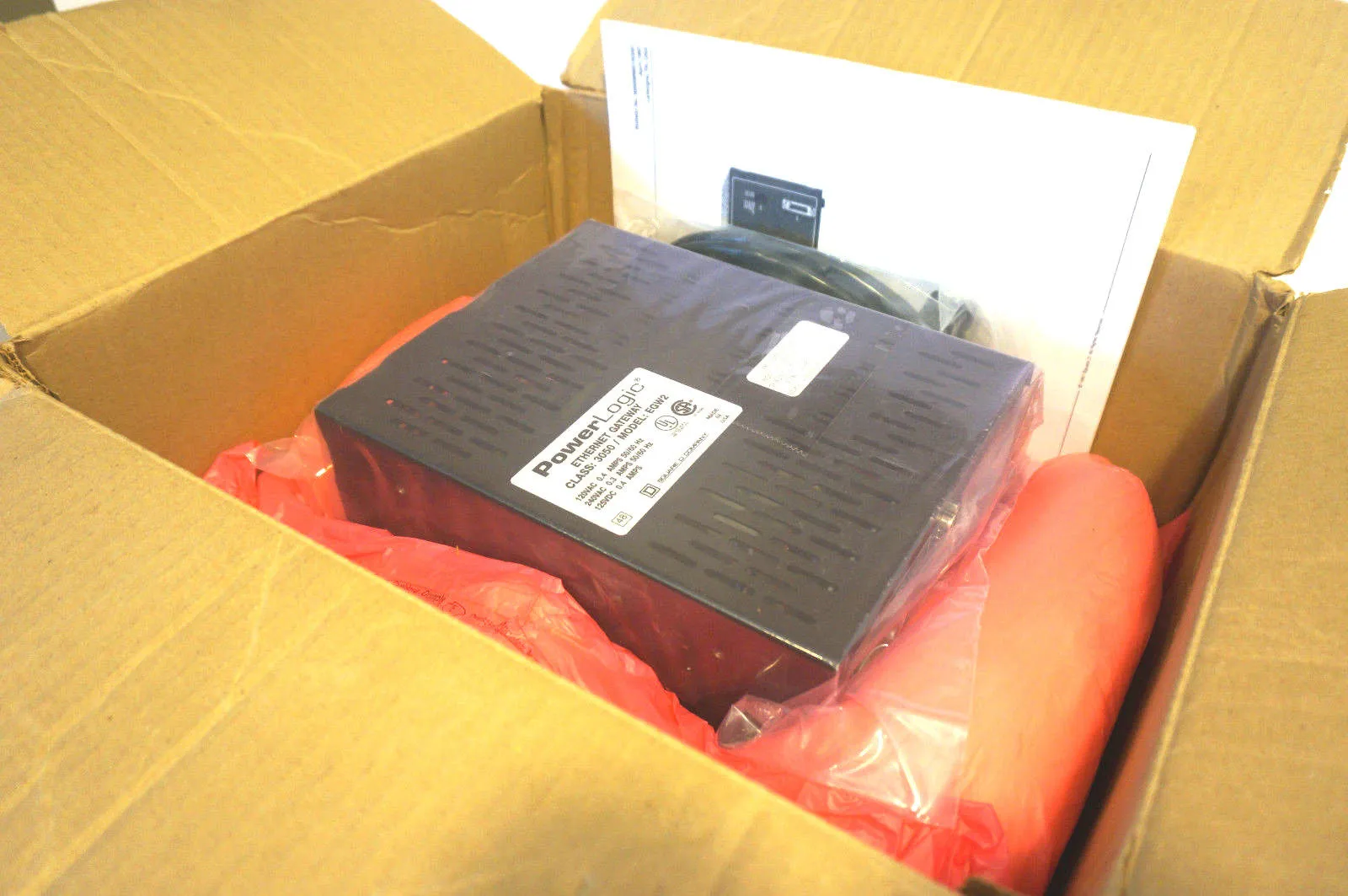 NEW SQUARE D 3050-EGW2 POWERLOGIC ETHERNET GATEWAY 3050EGW2 63230-210-100