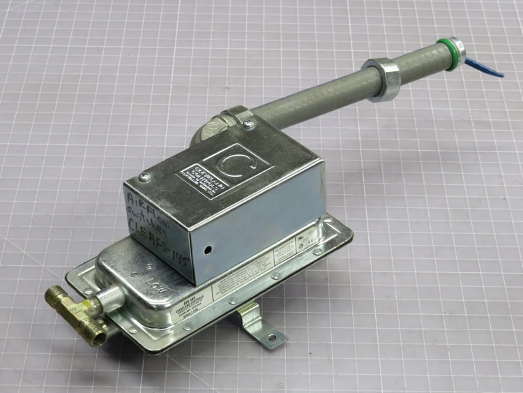 Used CLEVELAND CONTROLS _UNKNOWN_ Relays & Switches Texas US | OCO Industrial #1700308