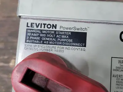 USED LEVITON N3303
