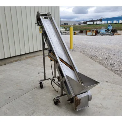 Used 12"W X 7.5'L Stainless Steel Inclined Conveyor [PARTS]