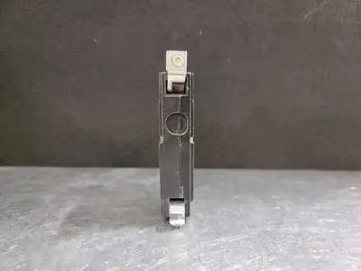 USED SQUARE D QOB140