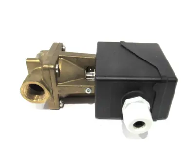 NEW NORGREN 8288200.9615 VALVE 82882009615