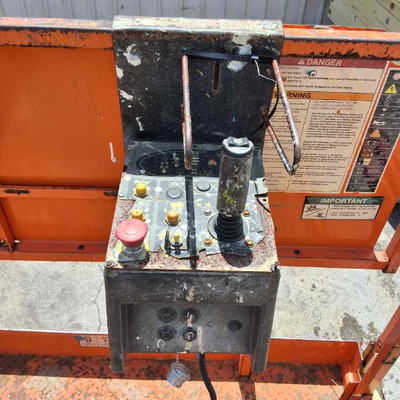 USED 2014 JLG 4069LE