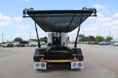 New | in-Stock 2027 PETERBILT 548 Rolloff Trucks Texas US | Roll Off Truck World #1492013