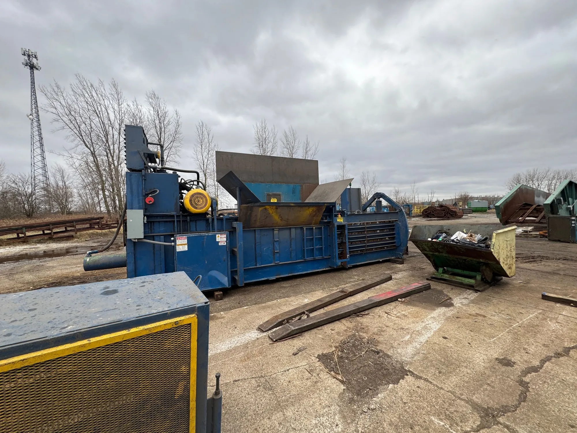 Used AMERICAN BALER 7242-AT960 Horizontal Auto Tie Balers Indiana US | Hoosier Machinery Solutions #1367624