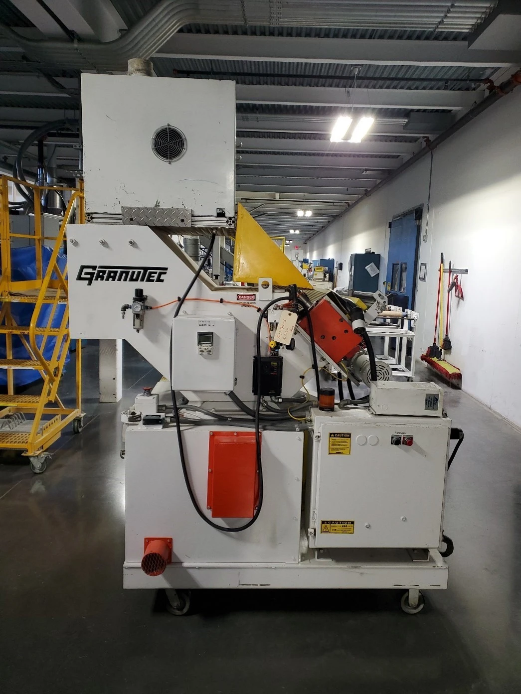 USED GRANUTEC TFG1224
