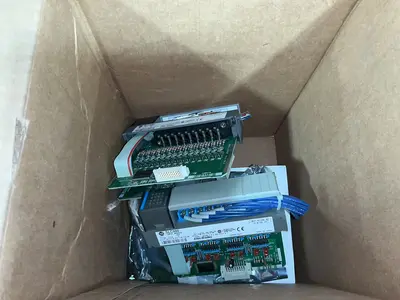 Used ALLENBRADLEY 1746IV16 PLC Input & Output Ohio US | HGR 24 #1507644