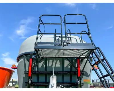 Used MONTAG _UNKNOWN_ Dry Spreaders Iowa US | Keast Enterprises #1360426