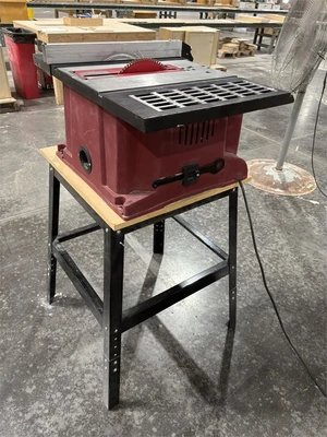 Used CHICAGO ELECTRIC _UNKNOWN_ Woodworking Table Saws Texas US | MachineryMax #1488191