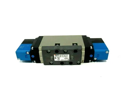 NEW SMC VSS8-6-FJG-D-3EZ-V1 SOLENOID VALVE VSS86FJGD3EZV1