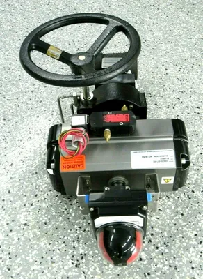 NEW FLOWSERVE B115S10 ACTUATOR VALVE 82006-FRBA 7D-40-2600
