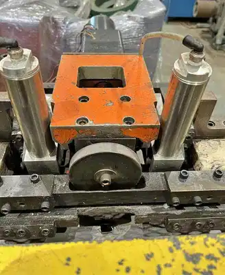 Tube Straightener and Cut-Off Machine, Komo Machine