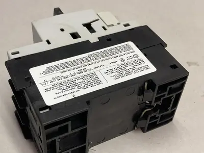 New | in-Stock SIEMENS 3RV1021-1EA10 Miscellaneous Equipment (Electrical & Power) | Surplus Asset Holdings #1189860