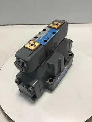 USED VICKERS DG4V-3-6C-M-U-HL7-60-B13