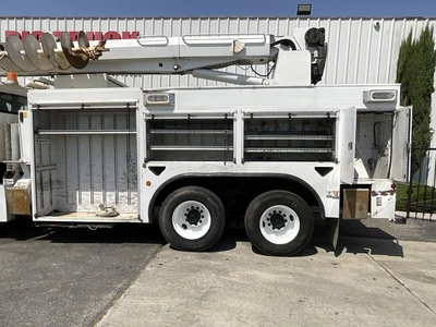 Used 2013 FREIGHTLINER 114SD Truck-Mounted Cranes California US | Big Truck & Equipment #1412339