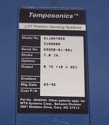 NEW Temposonics 011007050 3102000