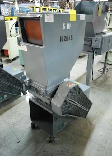 Conair 12" x 9.5" Plastic Grinder