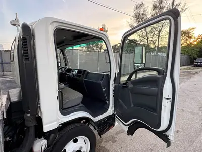 Used 2024 ISUZU NPR HD Box trucks Florida US | Truck and Van Outlet #1509183