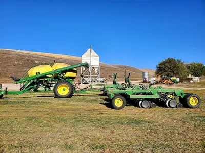 USED 2016 JOHN DEERE 1890 / 1910