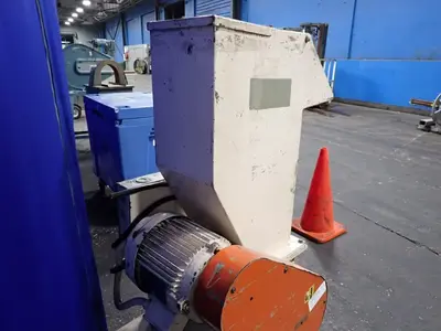 USED NELMOR PLASTIC MACHINERY 10M1