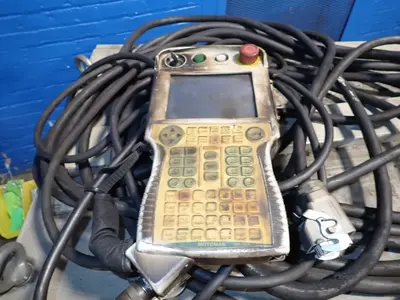 USED 2013 YASKAWA MOTOMAN MH6