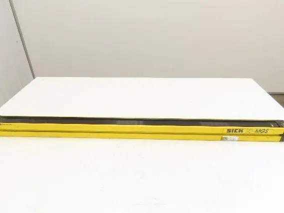 Sick 30-MGS MGSS90-12 Safety Light Curtain Transmitter Sender 900mm