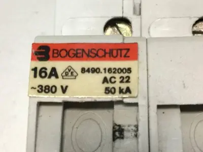 USED BOGENSCHUTZ 8490.162005