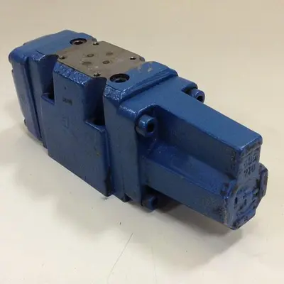 USED REXROTH 4WRZ10E50-51/6A24N9ETK4/D3MR-453