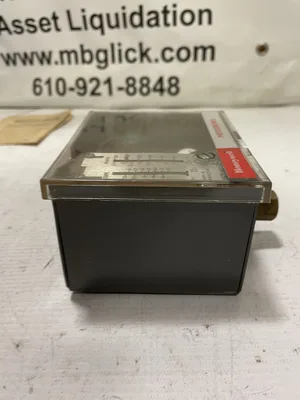 Honeywell L604A 1177 Pressuretrol Pressure Controller 5-50PSI 250V