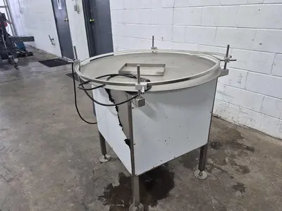 35" Accumulation Table