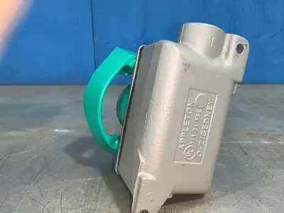 Used PEPPERL AND FUCHS PBD020086 Proximity Sensors Ohio US | HGR 24 #1314196