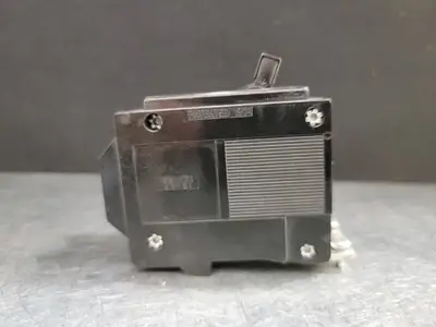 15 Amp, 2 Pole, 240 volts Circuit Breaker