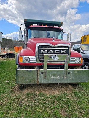 MACK Cv713 Dump truck | Penncon Management, LLC (1)