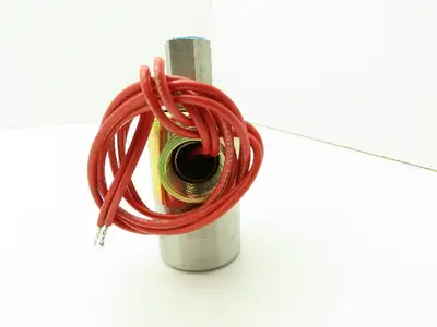 Honeywell Skinner V5D7070CT Solenoid Valve 3-Way NC 120V 150 PSI 1/4" NPT
