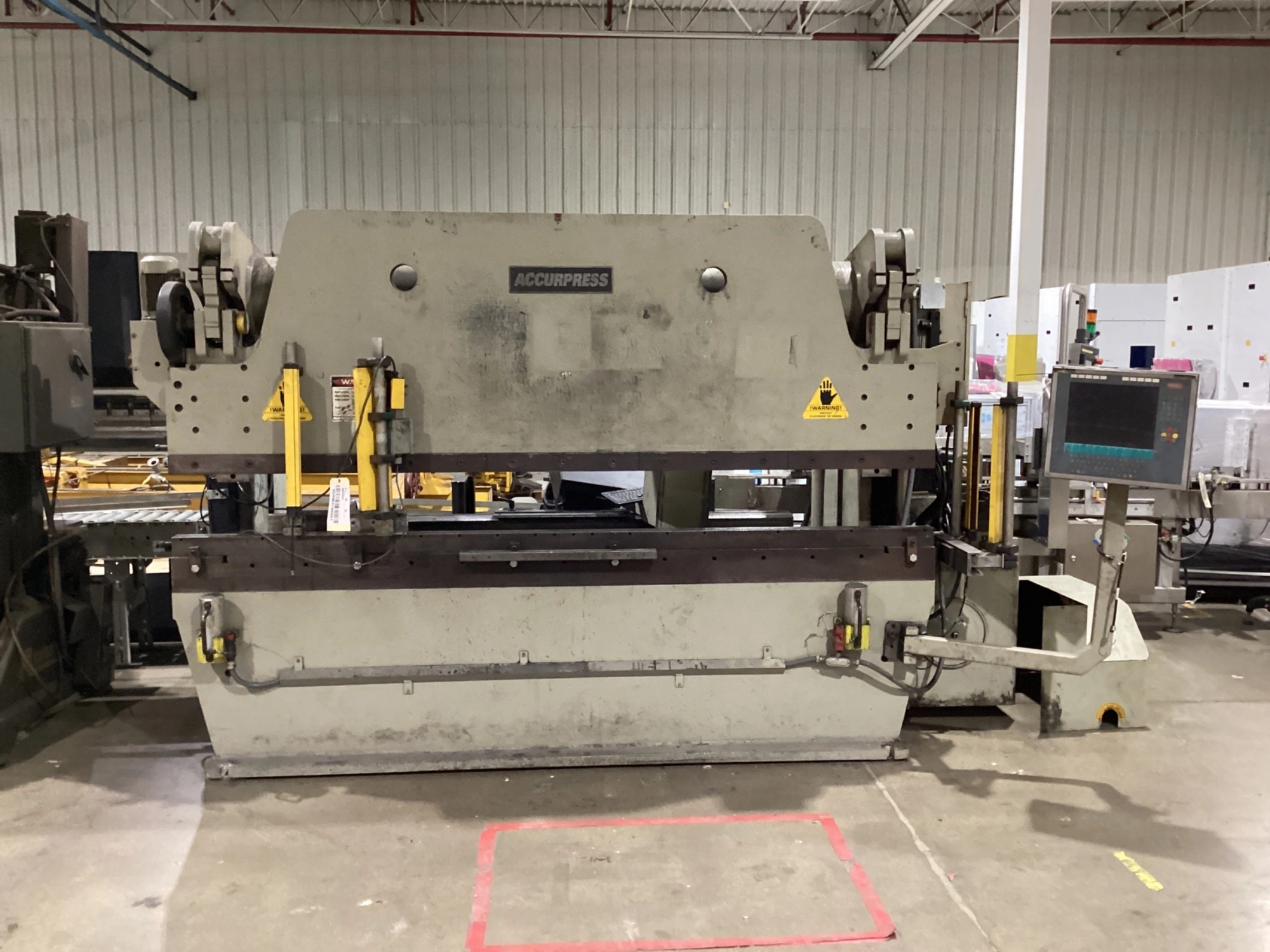 USED 1998 ACCUPRESS 713010