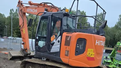 USED 2017 Hitachi ZX135US-6
