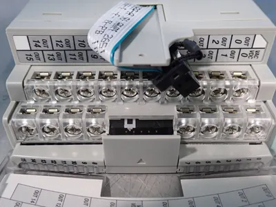 New | in-Stock ALLEN BRADLEY 1762OW16 PLC Input & Output Ohio US | HGR 24 #864230