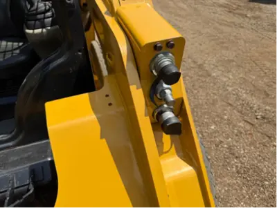 Used 2019 CATERPILLAR 242D Skid Steer Loaders Pennsylvania US | National Lift Equipment #1381162
