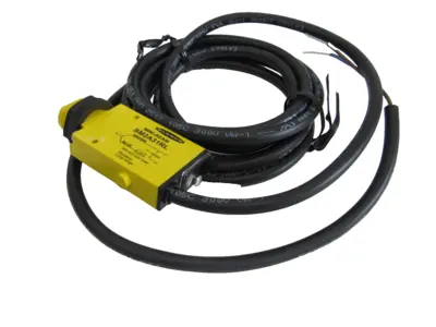 NEW BANNER SM2A31RL PHOTOELECTRIC SENSOR