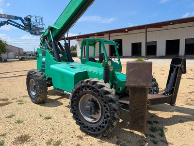 USED 2017 Skytrak 10042